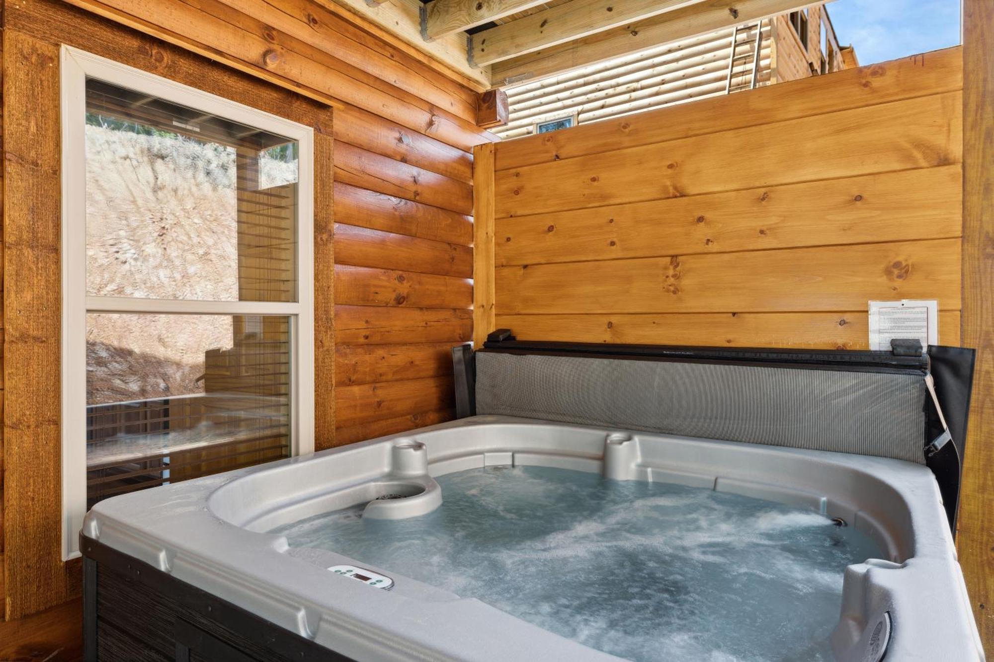 The 3 Bears Is A Newly Built 3 Bedroom Cabin Only 3 Minutes From The Parkway! Pigeon Forge Buitenkant foto